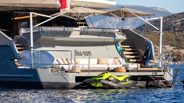 Motoryacht Illusion II