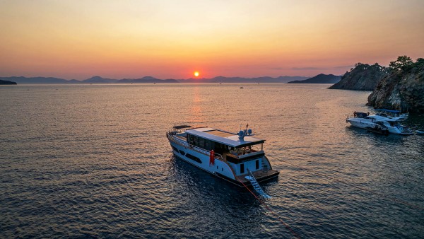 Motoryacht Jr. Simay