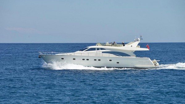 Mary Motoryacht