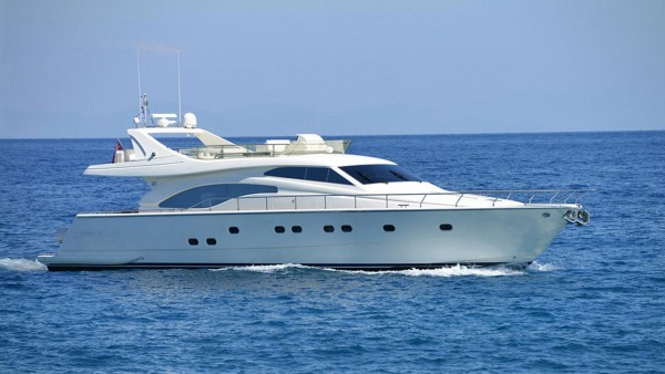 Motoryacht Mary