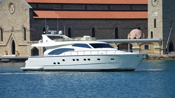 Motoryacht Mary