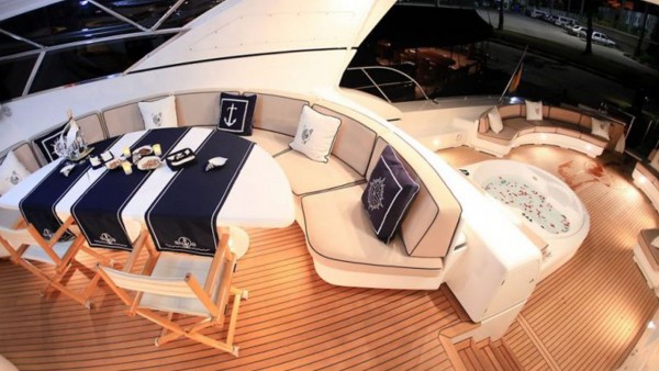Motoryacht Mina II