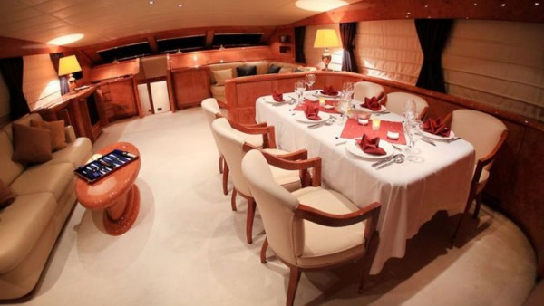 Motoryacht Mina II