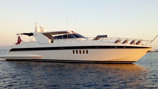 Miracle Motoryacht