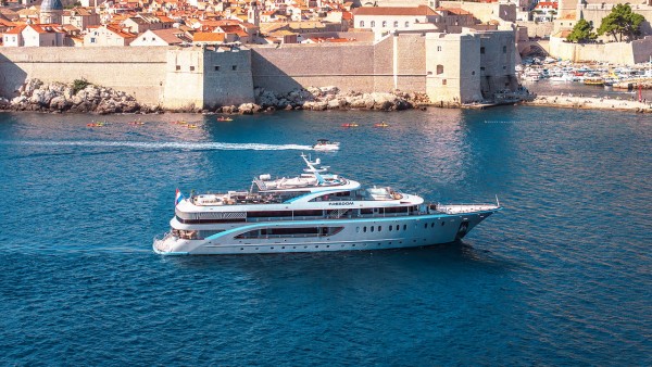 Motoryacht M/Y Freedom