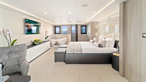 Motoryacht M/Y Freedom