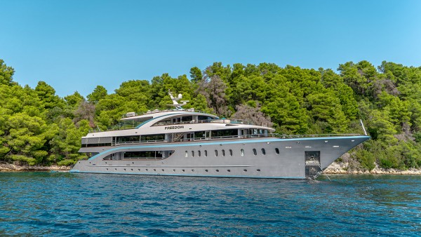 Motoryacht M/Y Freedom