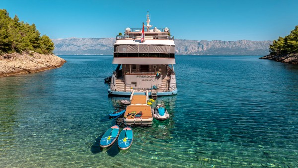 Motoryacht M/Y Freedom