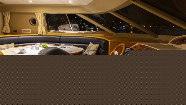 Motoryacht New Dawn