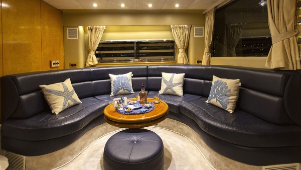 Motoryacht New Dawn