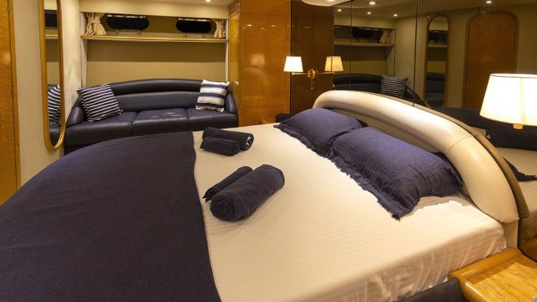 Motoryacht New Dawn