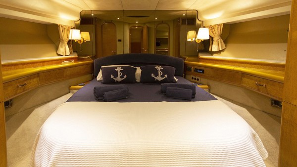 Motoryacht New Dawn