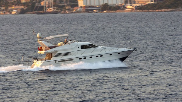Motoryacht New Dawn