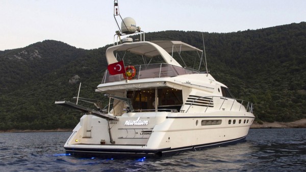 Motoryacht New Dawn