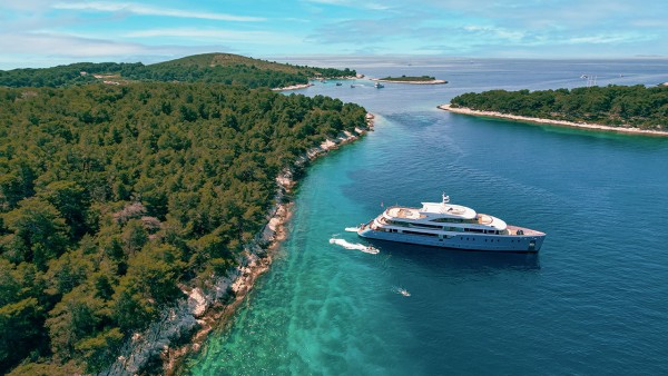 Motoryacht Ohana