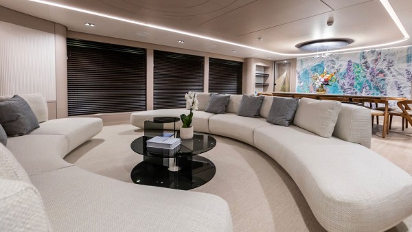 Motoryacht Oriy