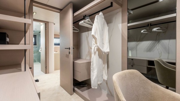 Motoryacht Oriy