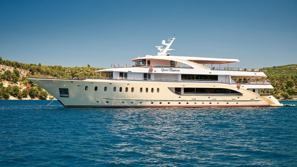 Motoryacht Queen Eleganza