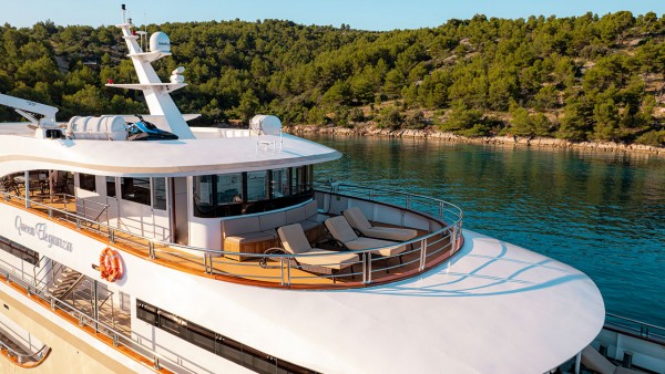 Motoryacht Queen Eleganza