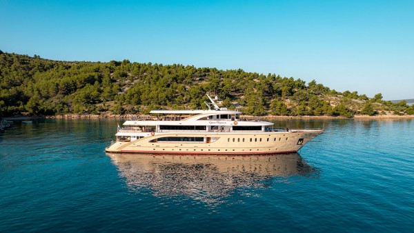 Motoryacht Queen Eleganza