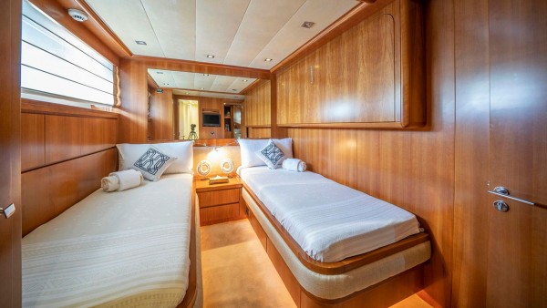 Motoryacht Sanref