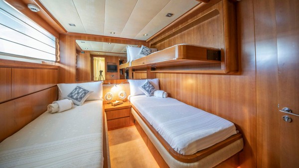 Motoryacht Sanref