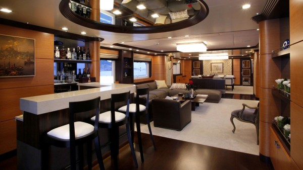 Motoryacht Serenity II