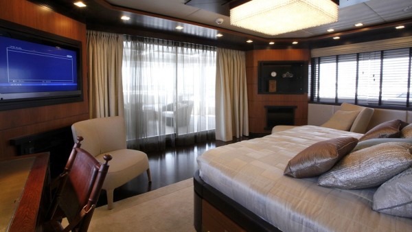 Motoryacht Serenity II