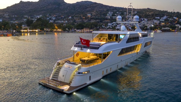 Motoryacht Vetro